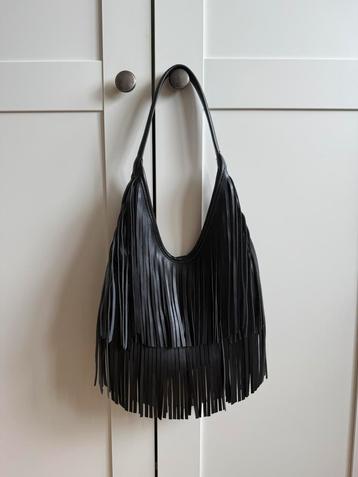 Zwarte hobo schoudertas met franjes, nieuw! beschikbaar voor biedingen