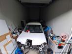 Online Veiling: Inhoud gehele unit o.a. VW Caddy bestelbus