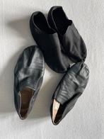 Zwarte Dansschoenen, Ophalen