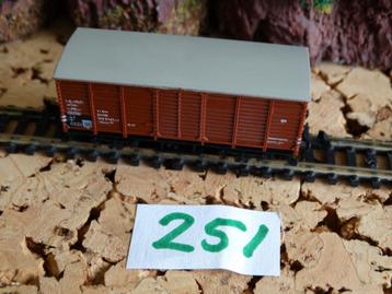 N-Spoor: adv 251: 5 x Trix 13253, huifkar beschikbaar voor biedingen