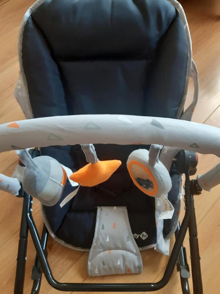 Safety 1st Wipstoel met Speelboog, Kinderen en Baby's, Wipstoeltjes, Zo goed als nieuw, Wipstoel, Overige merken, Met gordel(s) of riempje(s)