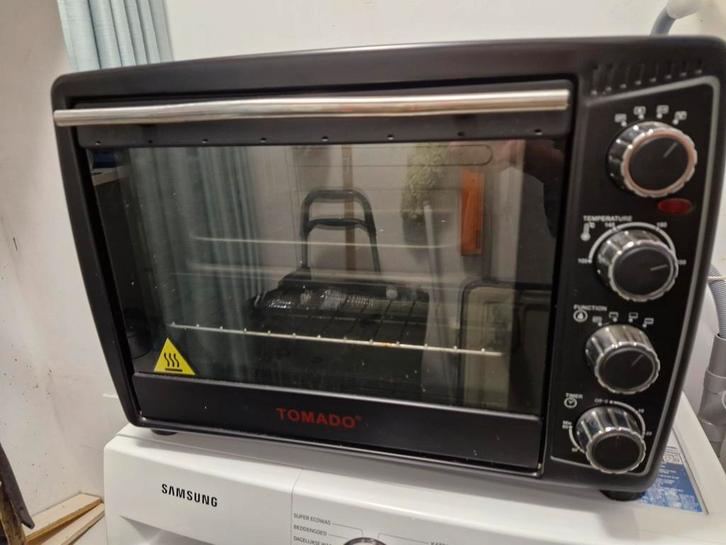 Tomado Oven - Compact en Functioneel!, Witgoed en Apparatuur, Ovens, Gebruikt, Vrijstaand, Oven, 45 tot 60 cm, 45 tot 60 cm, Ophalen