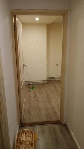 LEUKE RUIME STUDIO TE HUUR CENTRUM VAN ROERMOND! 5m station beschikbaar voor biedingen