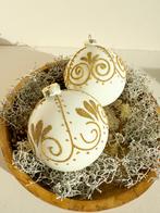 2 grote wit met gouden kerstballen, Ophalen of Verzenden, Nieuw