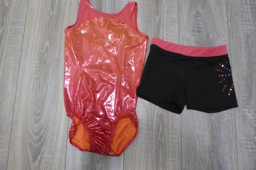 turnpakje gympak met broekje als nieuw ongeveer maat 152, Sport en Fitness, Turnen, Zo goed als nieuw, Turnpak(je), Kindermaat 146 t/m 176