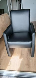 6 eetkamerstoelen      (zonder beschadigingen), Ophalen, Gebruikt, Zwart, Leer