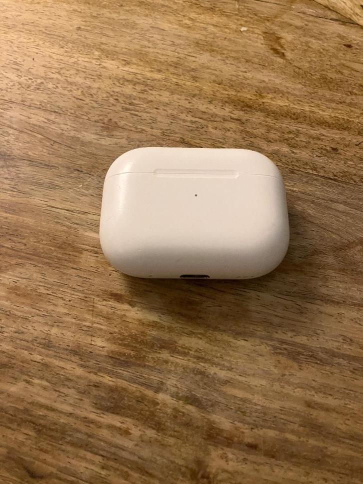 Apple AirPods Pro 2 – Oplaadcase met MagSafe (USB-C), Telecommunicatie, Mobiele telefoons | Oordopjes, Gebruikt, Bluetooth, Ophalen of Verzenden