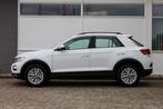 Volkswagen T-Roc 1.0 TSI 110pk Style | Navigatie | Adaptieve, Voorwielaandrijving, 12 maanden, Stof, Gebruikt