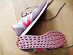 Veja sportschoen, Veja, Ophalen of Verzenden, Roze, Sneakers of Gympen