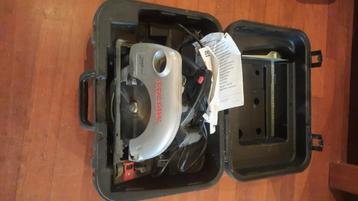 Skil Cirkelzaag 1250W - 66mm Zaagdiepte beschikbaar voor biedingen