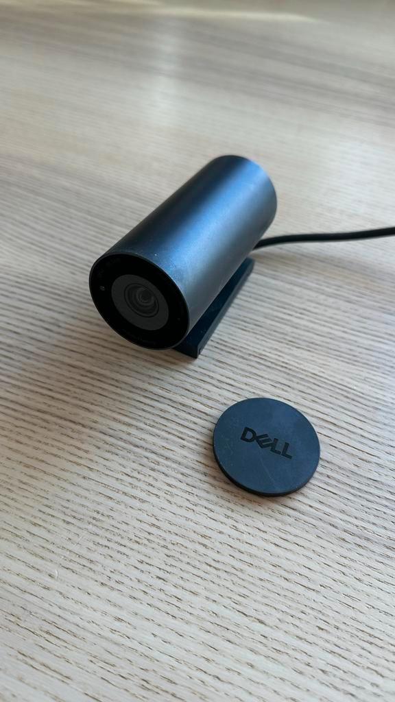 Dell Webcam met magnetische lensdop, Computers en Software, Webcams, Gebruikt, Bedraad, ChromeOS, Monitorclip, Ophalen