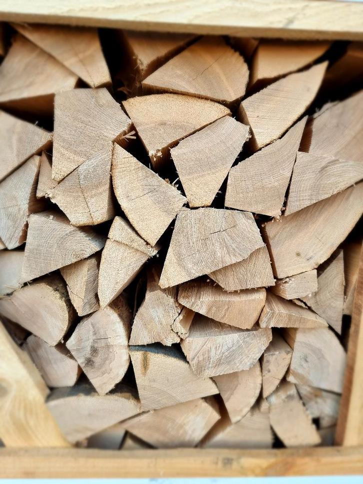 ovengedroogd ESSEN haardhout;pallet,bigbag,netzak of los, Tuin en Terras, Haardhout, Blokken, Essenhout, 6 m³ of meer, Ophalen of Verzenden