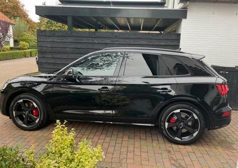 Audi SQ5 Q5 sport rotor zwart velgen Pirelli 255/45 20 inch, Auto-onderdelen, Banden en Velgen, Banden en Velgen, Zomerbanden