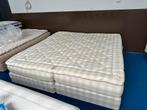 Hastens Boxspring 210x220. Fırm en Medıum, Ophalen