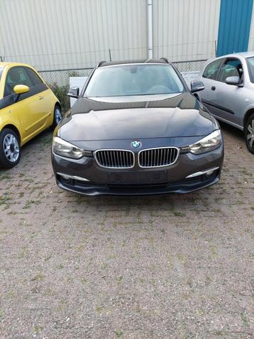 BMW 3-serie Touring 320d Corporate Lease Essential beschikbaar voor biedingen