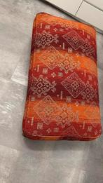 Voetenbank en poefen, Ophalen, Zo goed als nieuw, Rechthoekig