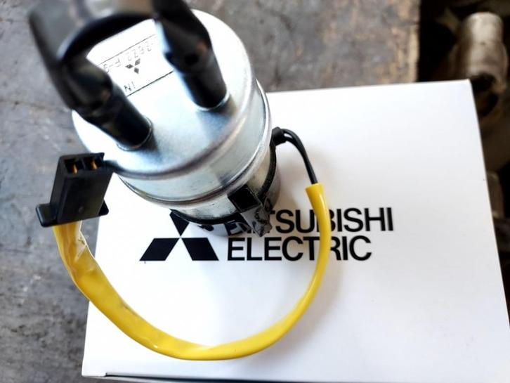 Honda XRV 650 750 Africa Twin originele benzinepomp Varadero, Motoren, Accessoires | Overige, Nieuw, Verzenden