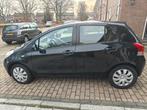 Toyota Yaris 1.3 16V Vvt-i 5DR 2007 Zwart, Auto's, Voorwielaandrijving, 4 cilinders, 995 kg, Origineel Nederlands