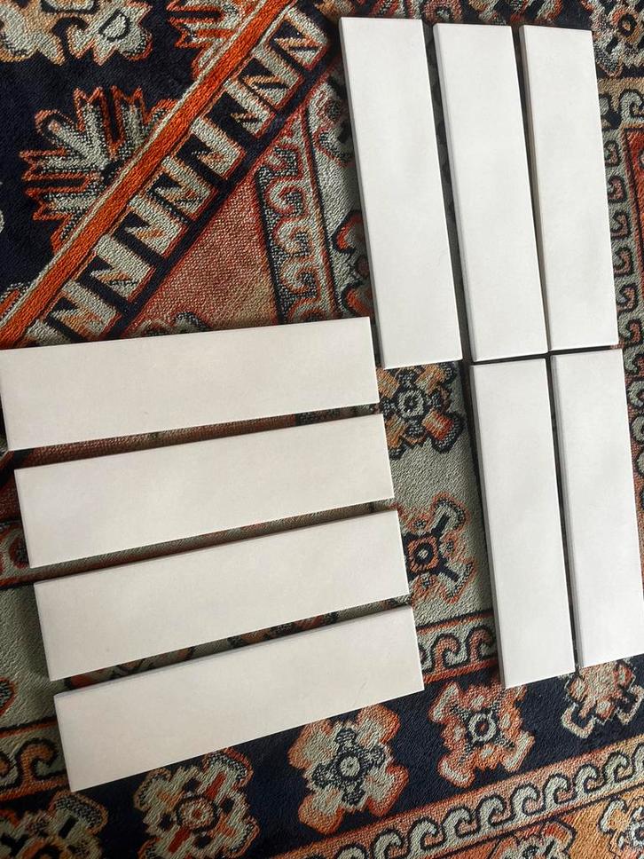 Tegel mat beige keuken 6x24 totaal 1,80 m2, Doe-het-zelf en Verbouw, Tegels, Zo goed als nieuw, Wandtegels, Keramiek, Minder dan 20 cm
