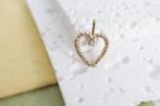 Gouden Hart Hanger | 14 k, Ophalen of Verzenden, Zo goed als nieuw, Hart, Met edelsteen