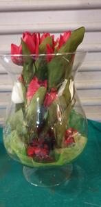 vaas met kunsttulpen en decoratie, Ophalen of Verzenden, 'T Olde Gre-j, Info@toldegrej.nl, Endepoelstraat 20f Didam
