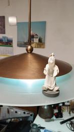 Strakke hanglamp met glas en koperlook – retro UFO-vibe, Huis en Inrichting, Lampen | Hanglampen, Ophalen, Gebruikt, Glas, Modern