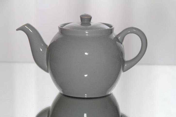 Tea for one Goedewaagen, Antiek en Kunst, Antiek | Servies los, Ophalen