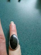 Zilveren ring met onyx, Gebruikt, Ophalen of Verzenden, 17 tot 18, Met edelsteen