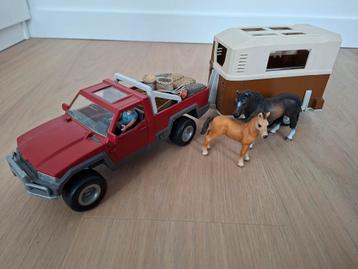 Schleich Pickup met Paardentrailer & Accessoires beschikbaar voor biedingen