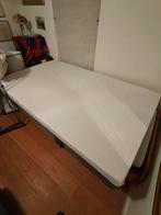 Matras en badframe - Zo goed als nieuw, Huis en Inrichting, Slaapkamer | Matrassen en Bedbodems, Ophalen, Zo goed als nieuw, Twijfelaar