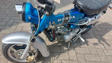 Honda Dax Skyteam LowRider beschikbaar voor biedingen