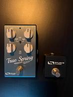 Source Audio True Spring Reverb Tremolo + footswitch, Muziek en Instrumenten, Effecten, Ophalen of Verzenden, Zo goed als nieuw