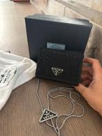 Prada wallet on chain, Ophalen of Verzenden, Zo goed als nieuw, Zwart