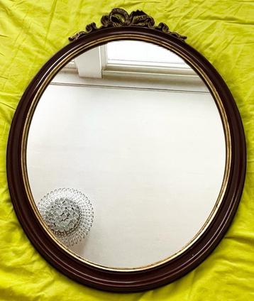 Wand spiegel 62x46,5cm frame hout beschikbaar voor biedingen