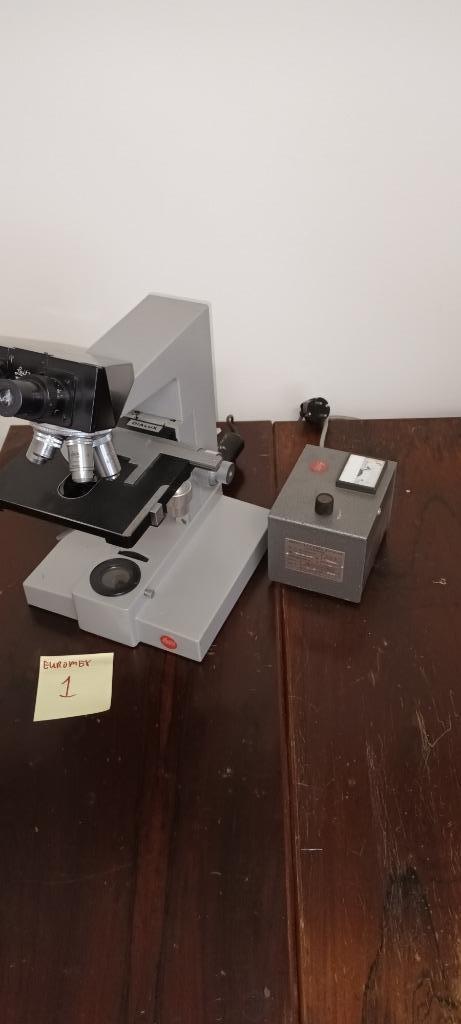 Leitz Wetzlar Dialux, Audio, Tv en Foto, Optische apparatuur | Microscopen, Gebruikt, Minder dan 400x, Ophalen of Verzenden