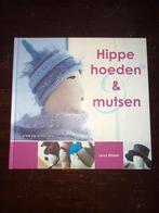 Hippe hoeden & mutsen - Breien en haken, Ophalen of Verzenden, Zo goed als nieuw, Breien of Haken, Patroon of Boek
