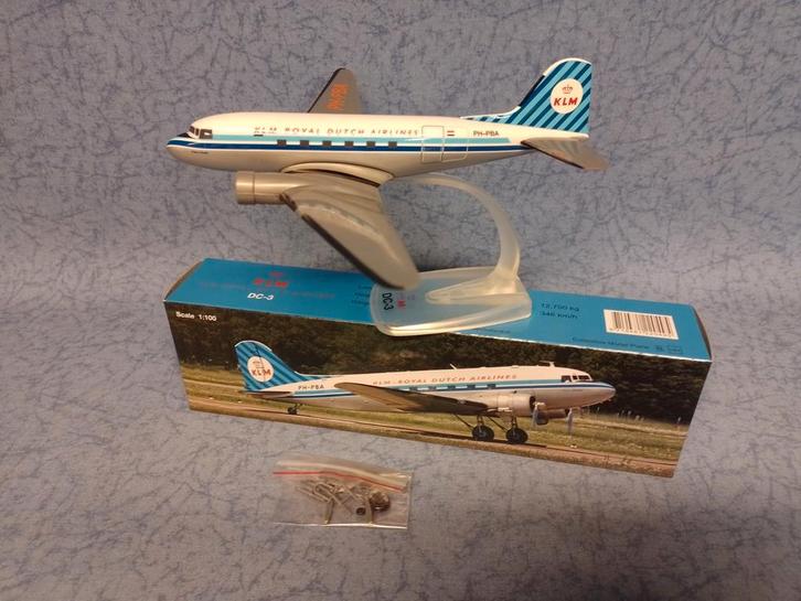 DC 3 DDA, KLM Retro (nieuw), Hobby en Vrije tijd, Modelbouw | Vliegtuigen en Helikopters, Nieuw, Groter dan 1:72, Overige merken
