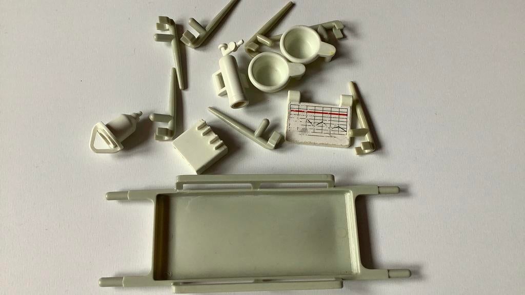 Playmobil vintage ziekenhuis onderdelen krukken kaart bakje, Ophalen, Gebruikt, Los playmobil