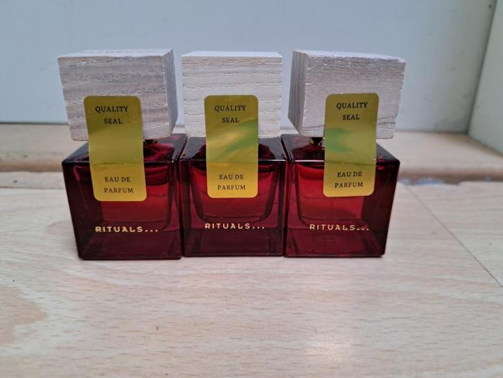 Rituals eau d'orient parfum 15 ml NIEUW EN ONGEBRUIKT, Sieraden, Tassen en Uiterlijk, Uiterlijk | Parfum, Nieuw, Ophalen of Verzenden