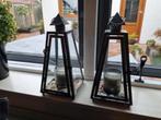 2 Windlichten z.g.a.n. 44 cm hoog, Huis en Inrichting, Woonaccessoires | Zuilen en Pilaren, Ophalen of Verzenden, Zo goed als nieuw