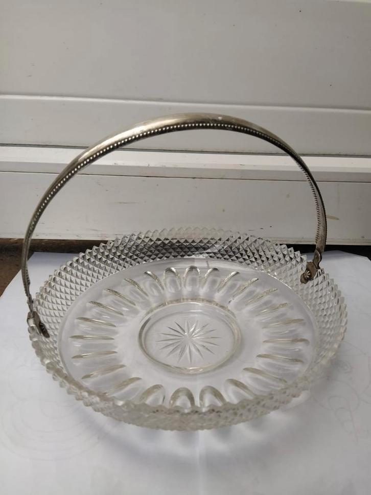 Antieke kristallen fruitschaal met zilveren handvat, Antiek en Kunst, Antiek | Glas en Kristal, Verzenden