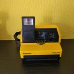 Vintage Gele Polaroid Impulse Camera Met Flits Geel / Oker, Ophalen of Verzenden, Zo goed als nieuw, Polaroid, Polaroid