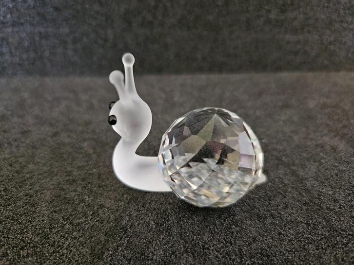 Swarovski slak, Verzamelen, Swarovski, Zo goed als nieuw, Figuurtje, Ophalen of Verzenden