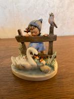 Hummel beeldje - De gevederde vriendjes / Schwanenteich, Antiek en Kunst, Ophalen of Verzenden