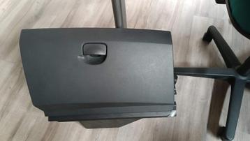 handschoenenkast  beschikbaar voor biedingen