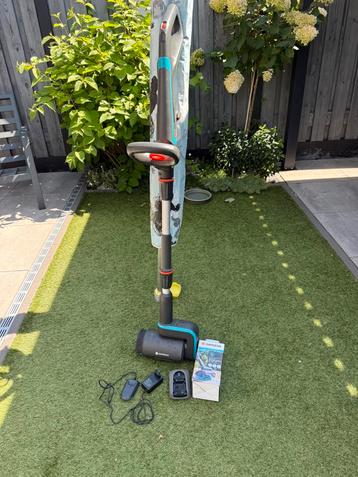 GARDENA draadloze Multireiniger Aquabrush beschikbaar voor biedingen