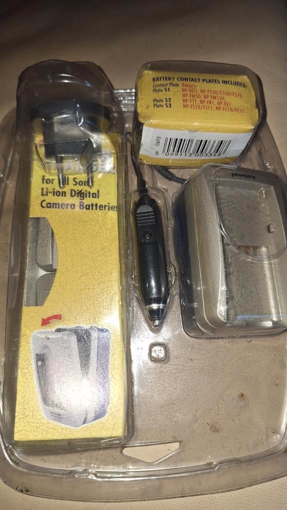 Sony Li-ion Batterijlader + Contactplaten, Audio, Tv en Foto, Accu's en Batterijen, Nieuw, Oplaadbaar, Ophalen of Verzenden