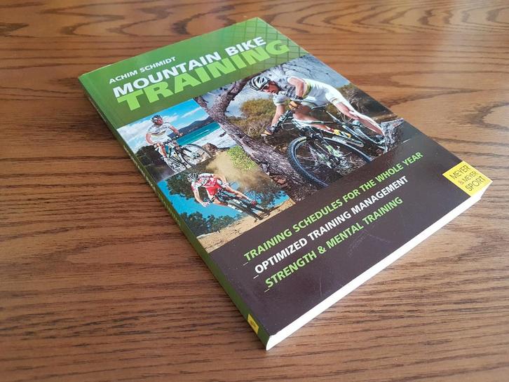 MOUNTAIN BIKE TRAINING - Achim Schmidt  (Engels), Boeken, Sportboeken, Zo goed als nieuw, Lopen en Fietsen, Ophalen of Verzenden
