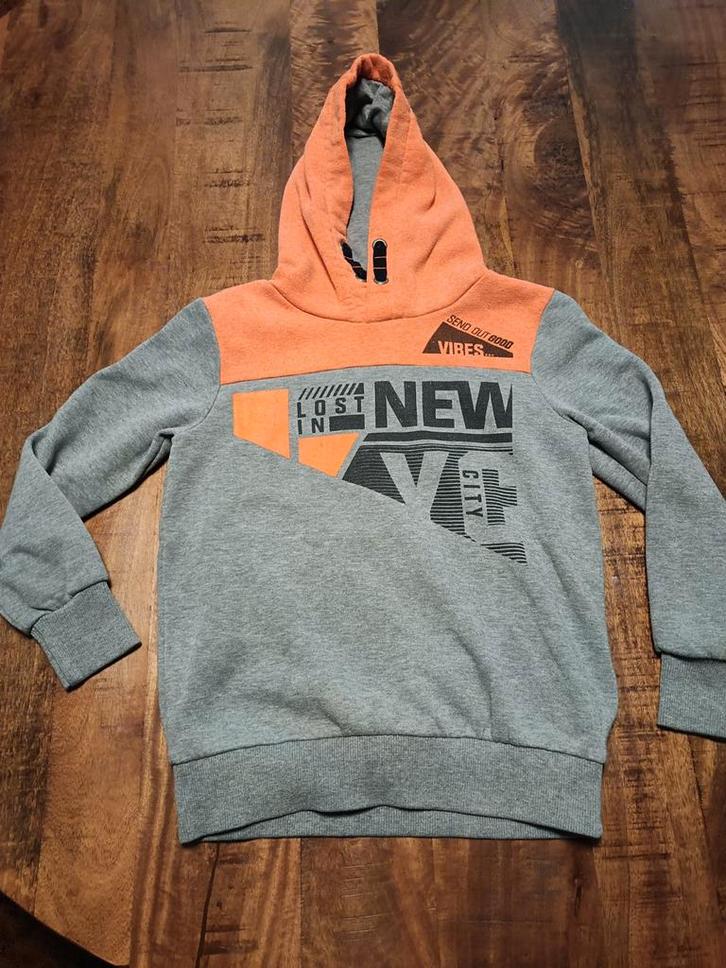 Jongens trui chapter young maat 134/140, Kinderen en Baby's, Kinderkleding | Maat 134, Zo goed als nieuw, Jongen, Trui of Vest