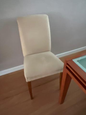 Keukenstoelen beschikbaar voor biedingen